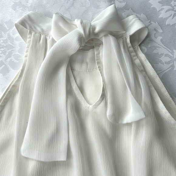 Inois size M Halter Blouse - Picture 14 of 16